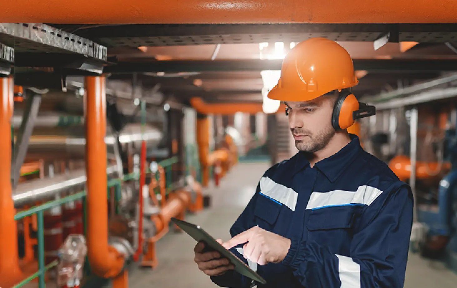 industrial-worker-hearing-protection-tablet